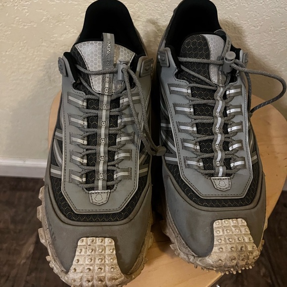 Men\'s Gray moncler trailgrip shoes